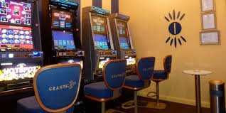 Dynamic scene of basketball and casino games on mobile devices representing the msw platform